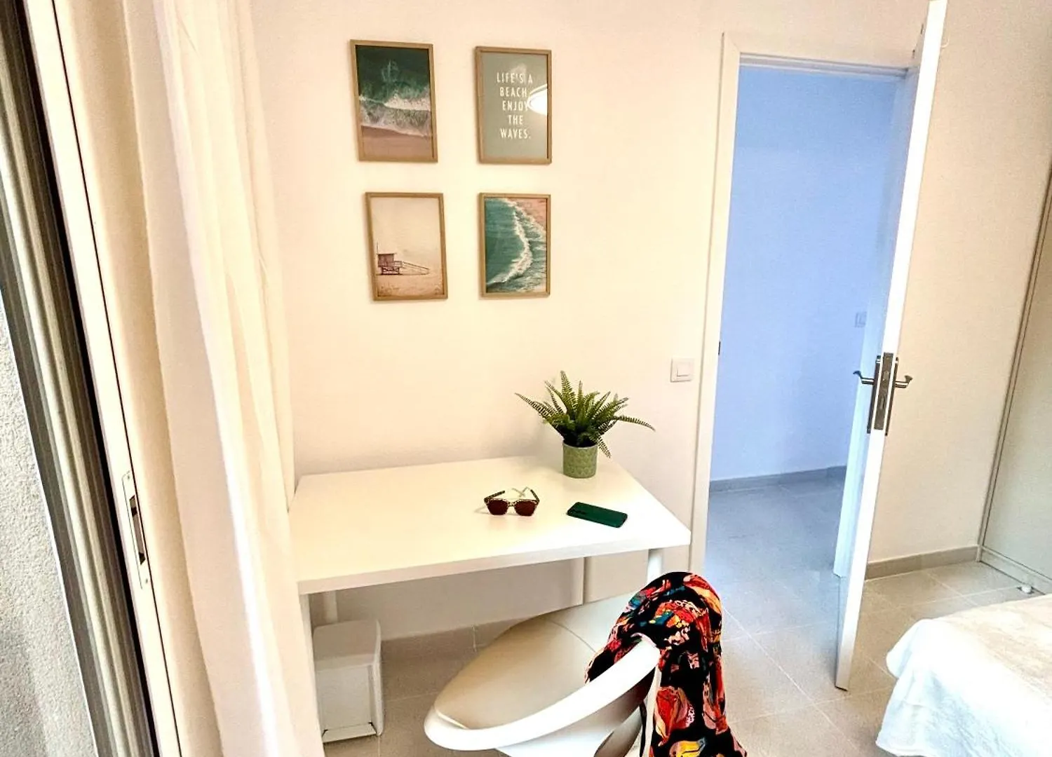 Sunny Terraced Flat In Corralejo Center Daire
